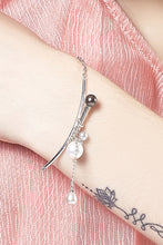 Load image into Gallery viewer, 2 in 1 Angler Pearly Necklace-Bracelet
