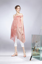Load image into Gallery viewer, Reversible Over-layering Dress

