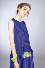 Load image into Gallery viewer, Fluorescent Lace Gather Dress
