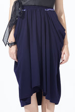 Load image into Gallery viewer, Waterfall Drapery Skirt
