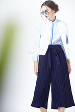 Load image into Gallery viewer, Pleated Ribboning Culottes
